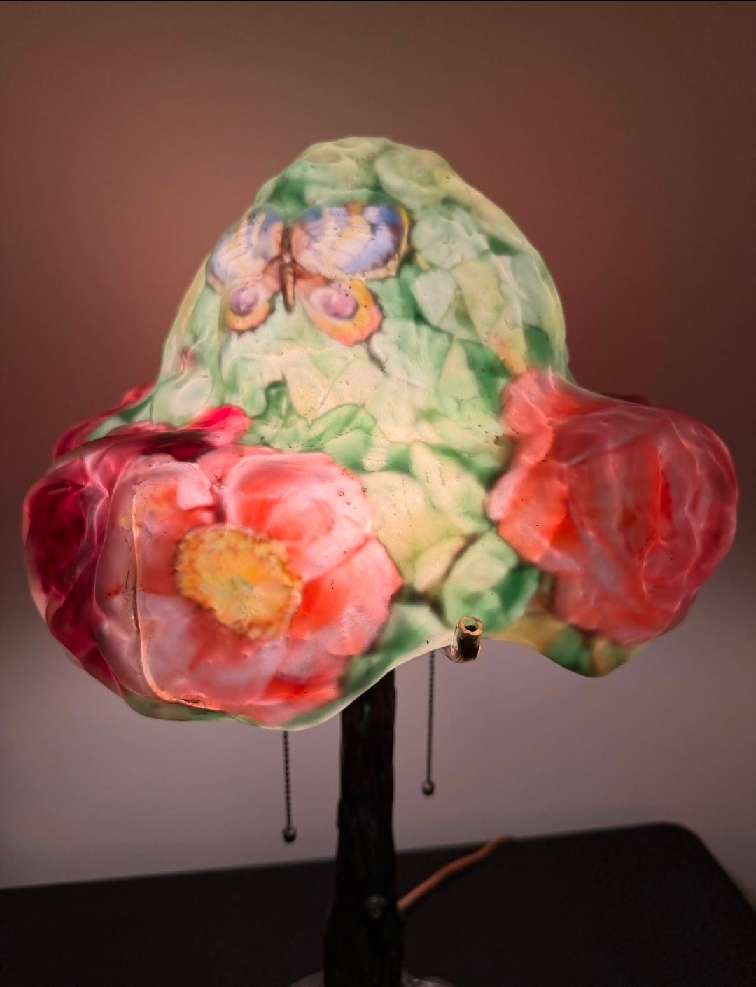 Pairpoint Puffy Rose Bonnet Lamp (Cracked)