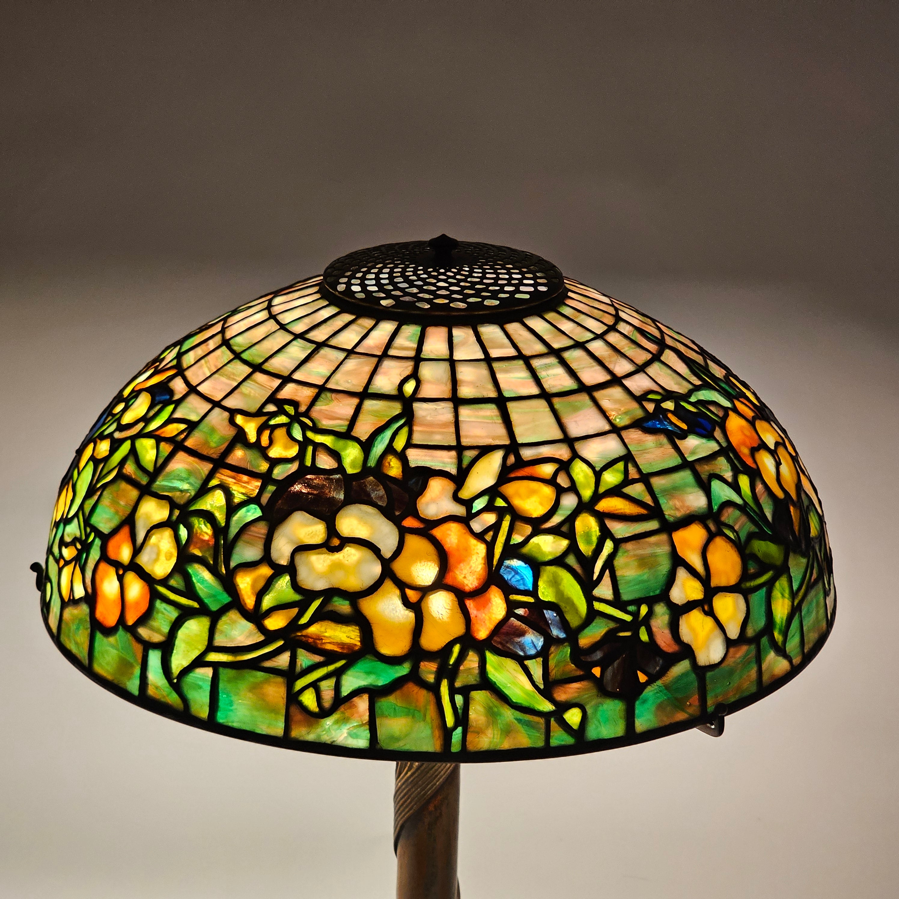 Tiffany Studios Pansy Lamp
