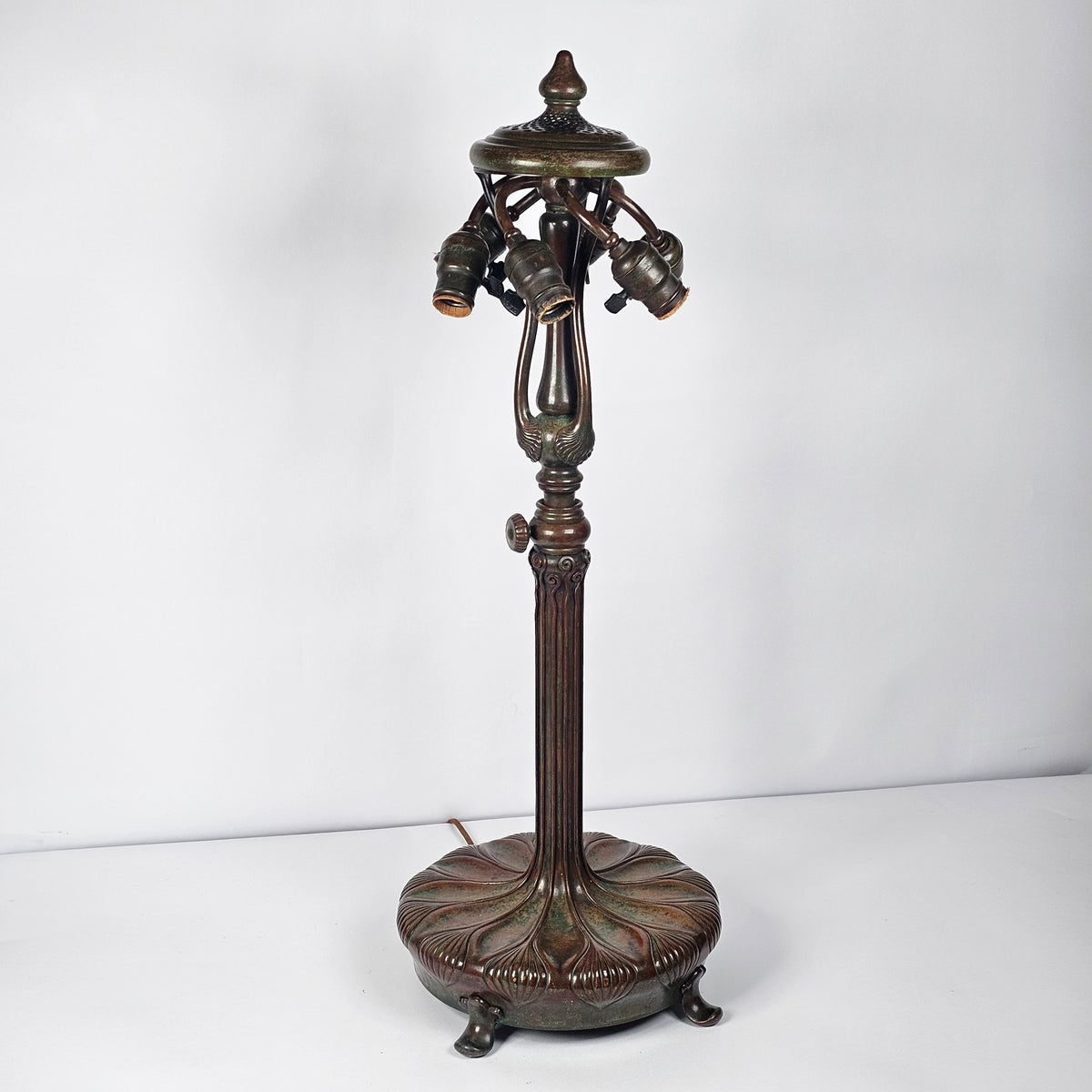 Tiffany Studios Peony Lamp