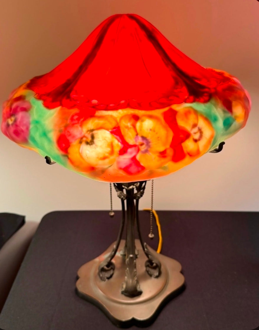 Pairpoint Puffy Red Pansy Lamp