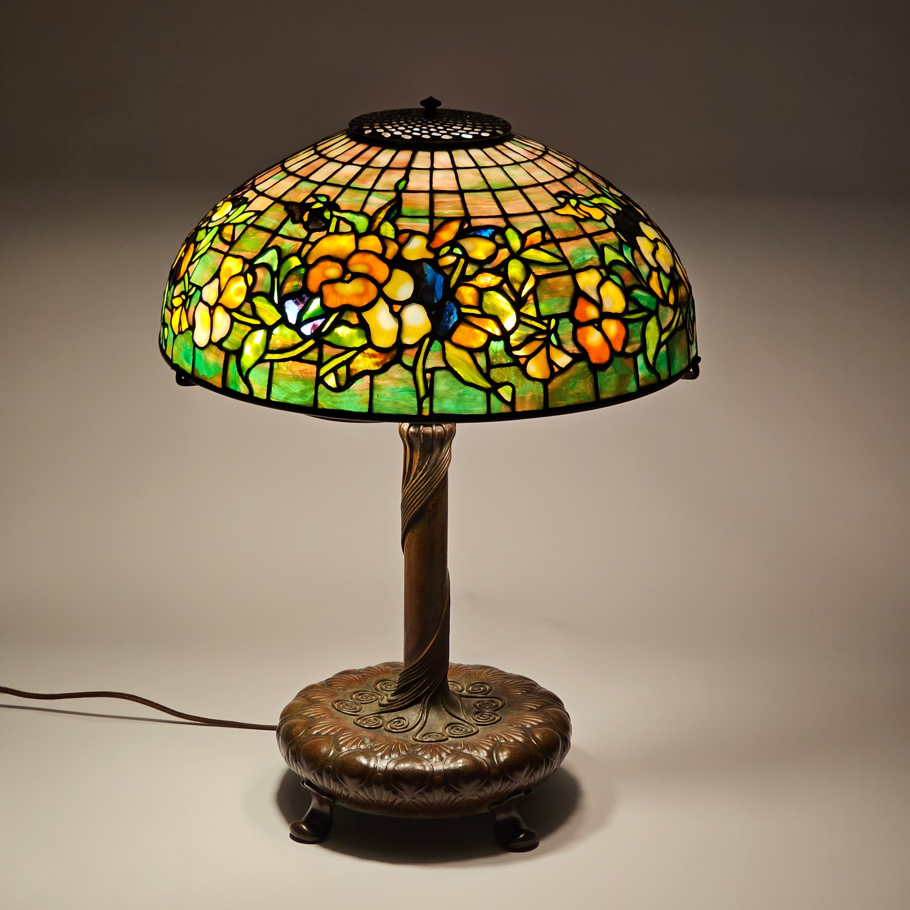 Tiffany Studios Pansy Lamp